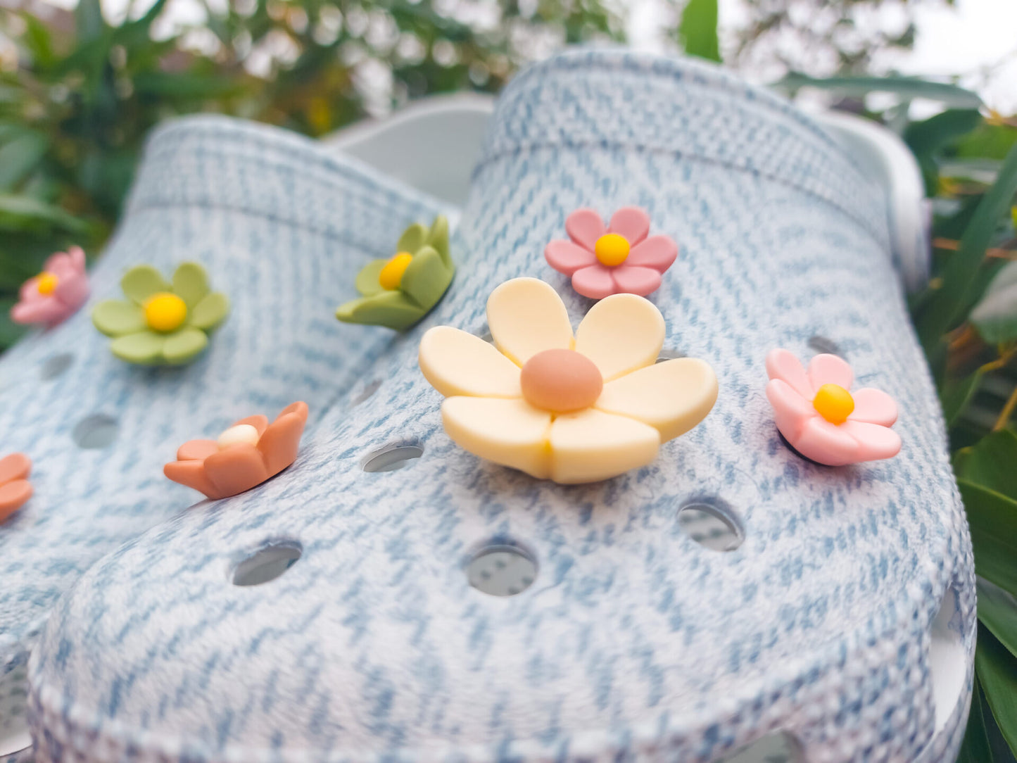 Fall Flowers Clog Charm 10pc Set