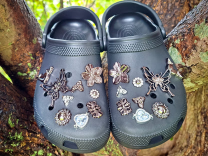 Black & Silver Clog Charm 18pc Set