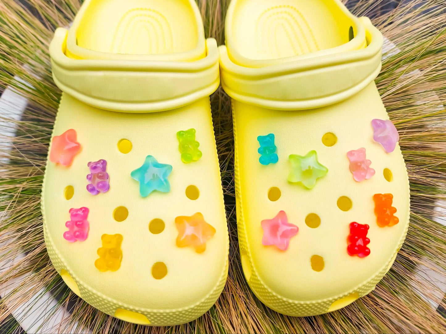 Gummy Bears & Stars Clog Charms 14pc Set