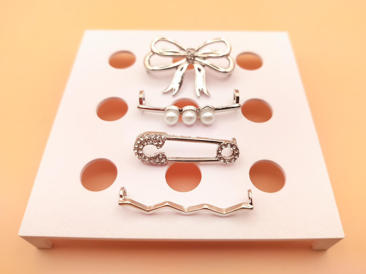 Shoelace Jewelry Clips 4pc Set